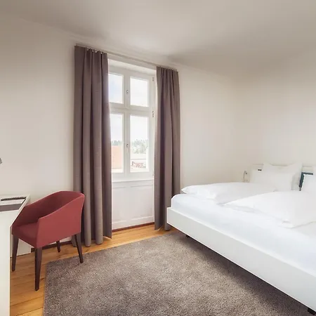 维拉8号酒店 酒店 3*