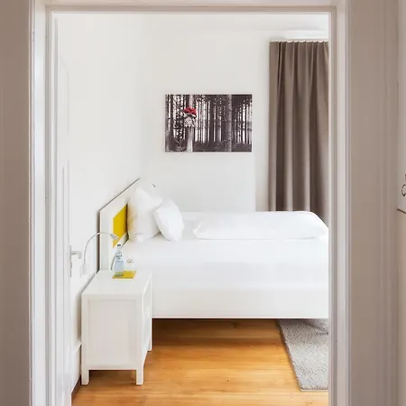 Villa8 3* فيلينغن سشفايننغ